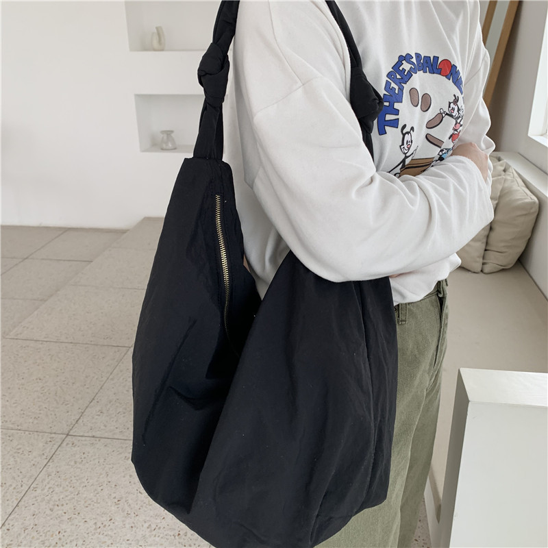 Youda New Big Shoulder Bag Nyl - Vintage Fashion Shop 评论和价格