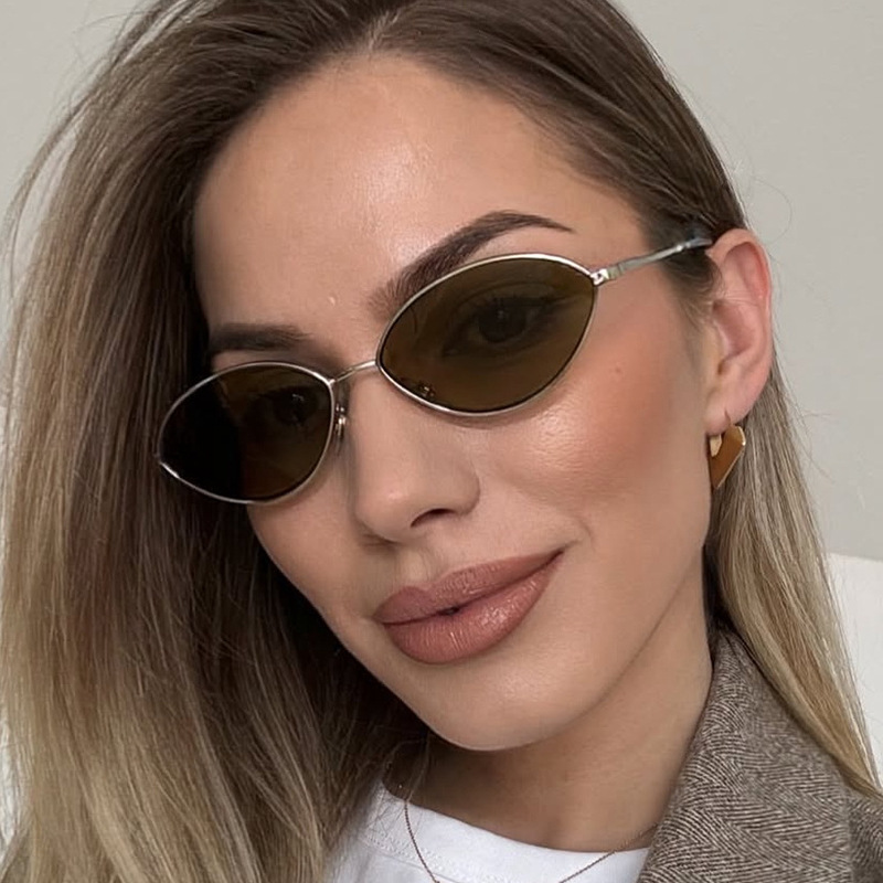 Retro Cat Eye Woman Sunglasses - Vintage Fashion Designer 评论和价格